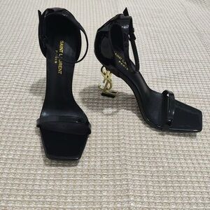 SAINT LAURENT Black Patent Leather Heeled Sandals